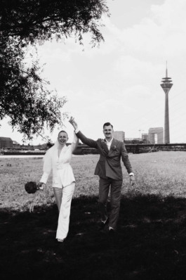  Hochzeitsfotograf Businessfotograf Fotograf Fotos Fotografie Düsseldorf Köln Moers Hochzeit Reportage Antrag Destination Wedding Event Veranstaltung Bewerbungsfotos Social Media Shooting