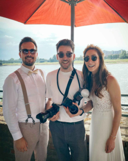 Hochzeitsfotograf Businessfotograf Fotograf Fotos Fotografie Düsseldorf Köln Moers Hochzeit Reportage Antrag Destination Wedding Event Veranstaltung Bewerbungsfotos Social Media Shooting